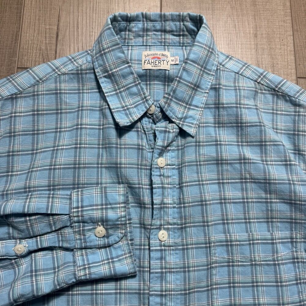 Faherty Men’s Medium White Blue Plaid Check Long Sleeve Button Up Office Casual